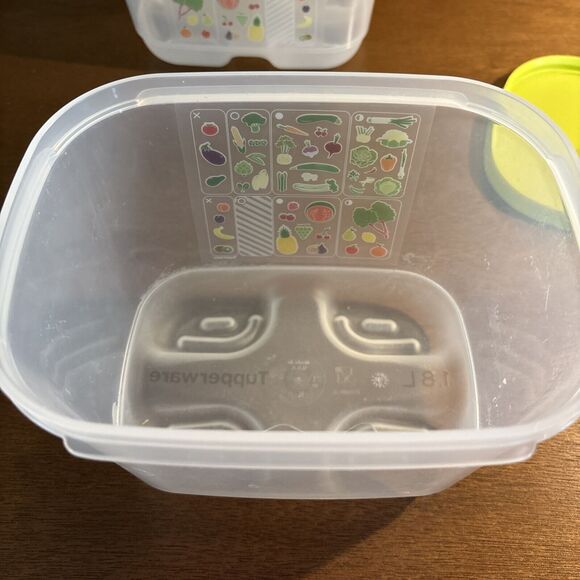 (2) Tupperware FRIDGESMART Deep Containers Fruit Vegetable Savers Fresh 1.75 Qt - Picture 5 of 7